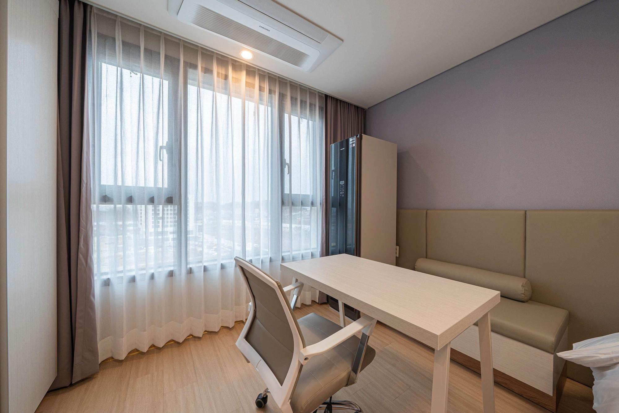 Surestay Plus Hotel By Best Western Асан Экстерьер фото