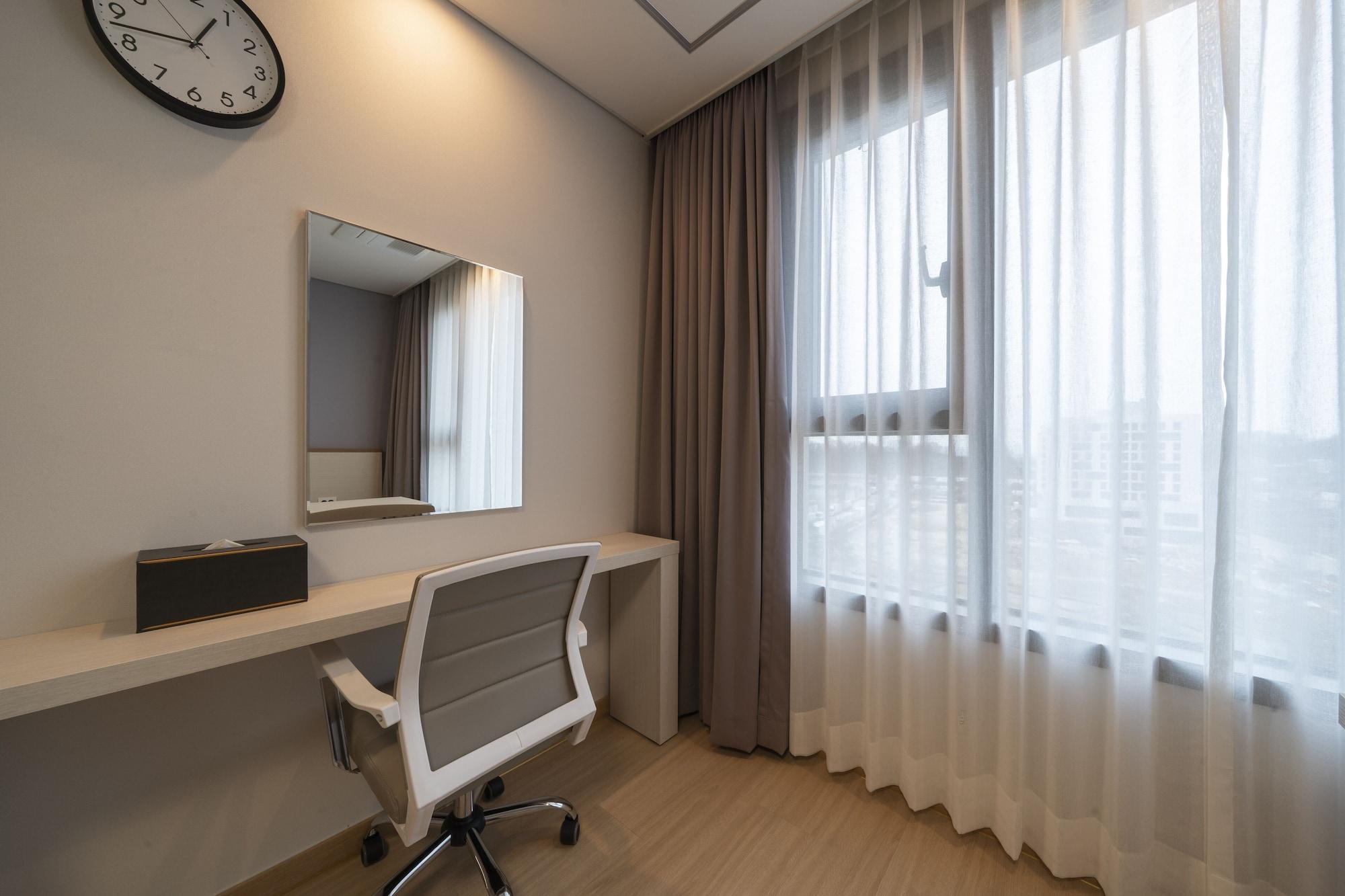 Surestay Plus Hotel By Best Western Асан Экстерьер фото