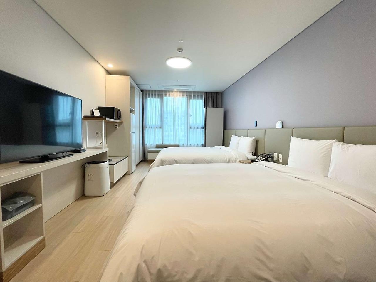 Surestay Plus Hotel By Best Western Асан Экстерьер фото
